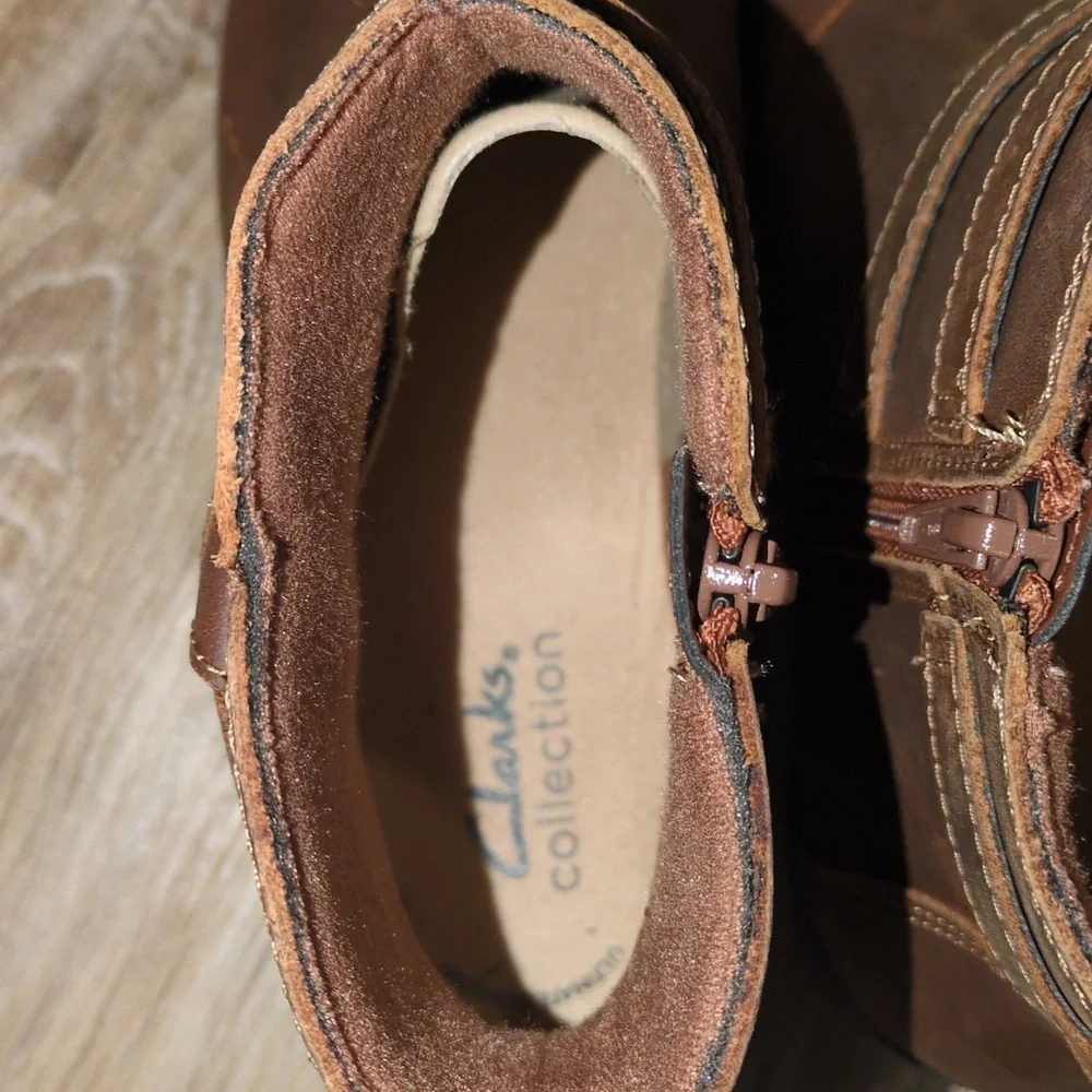 🤎NIB Clarks Women's Dark Brown Ankle Booties size 6.5 W - Picture 6 of 16